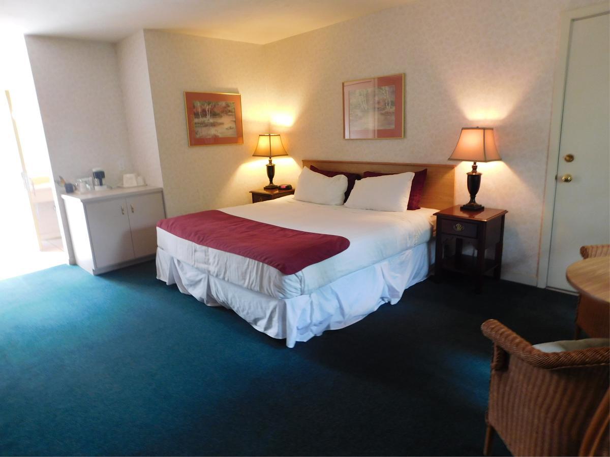 The Village 3*