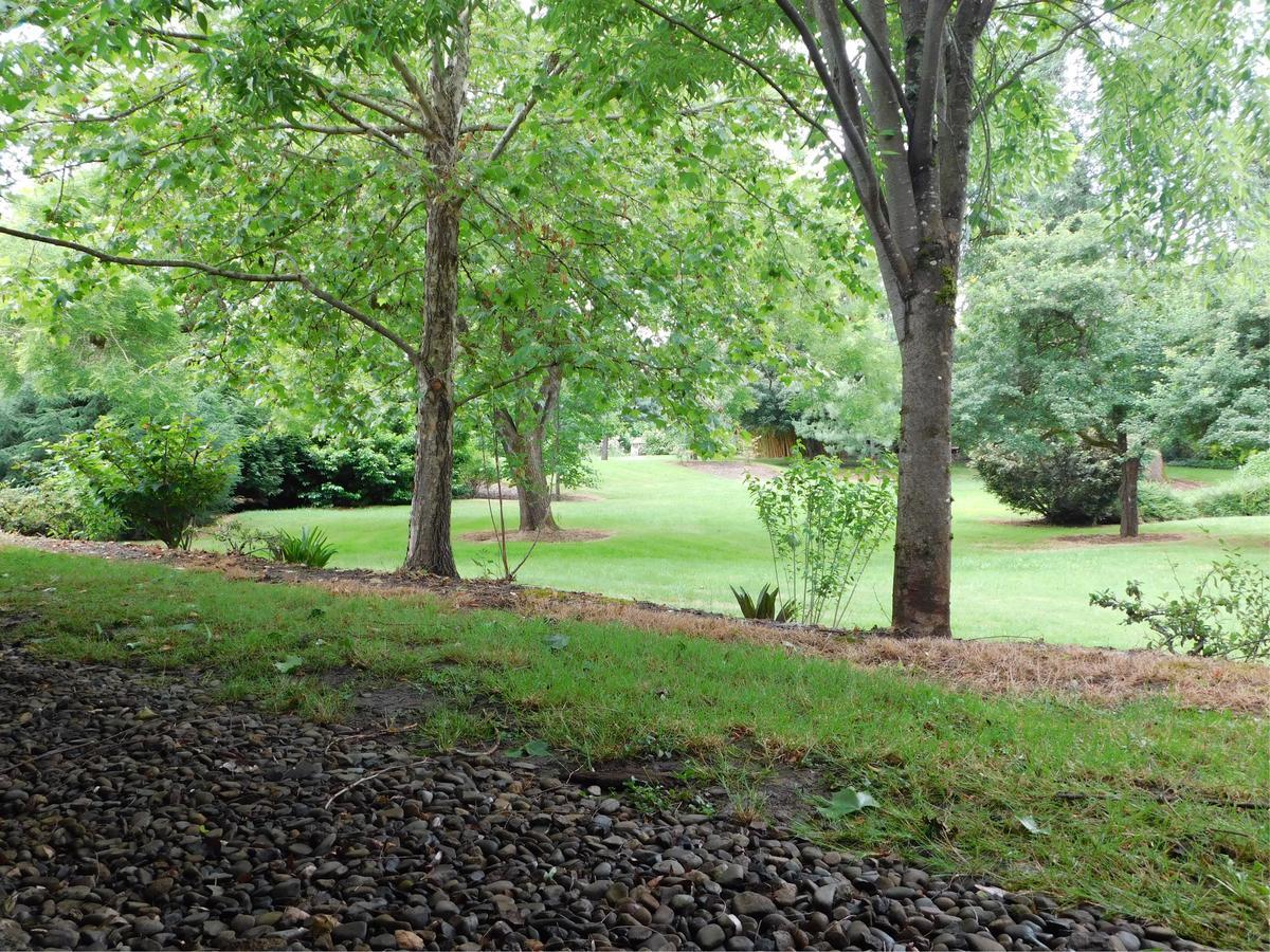 The Village 3* Cottage Grove