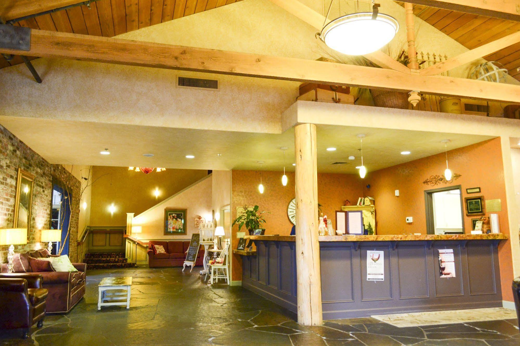 The Village Resort 3*