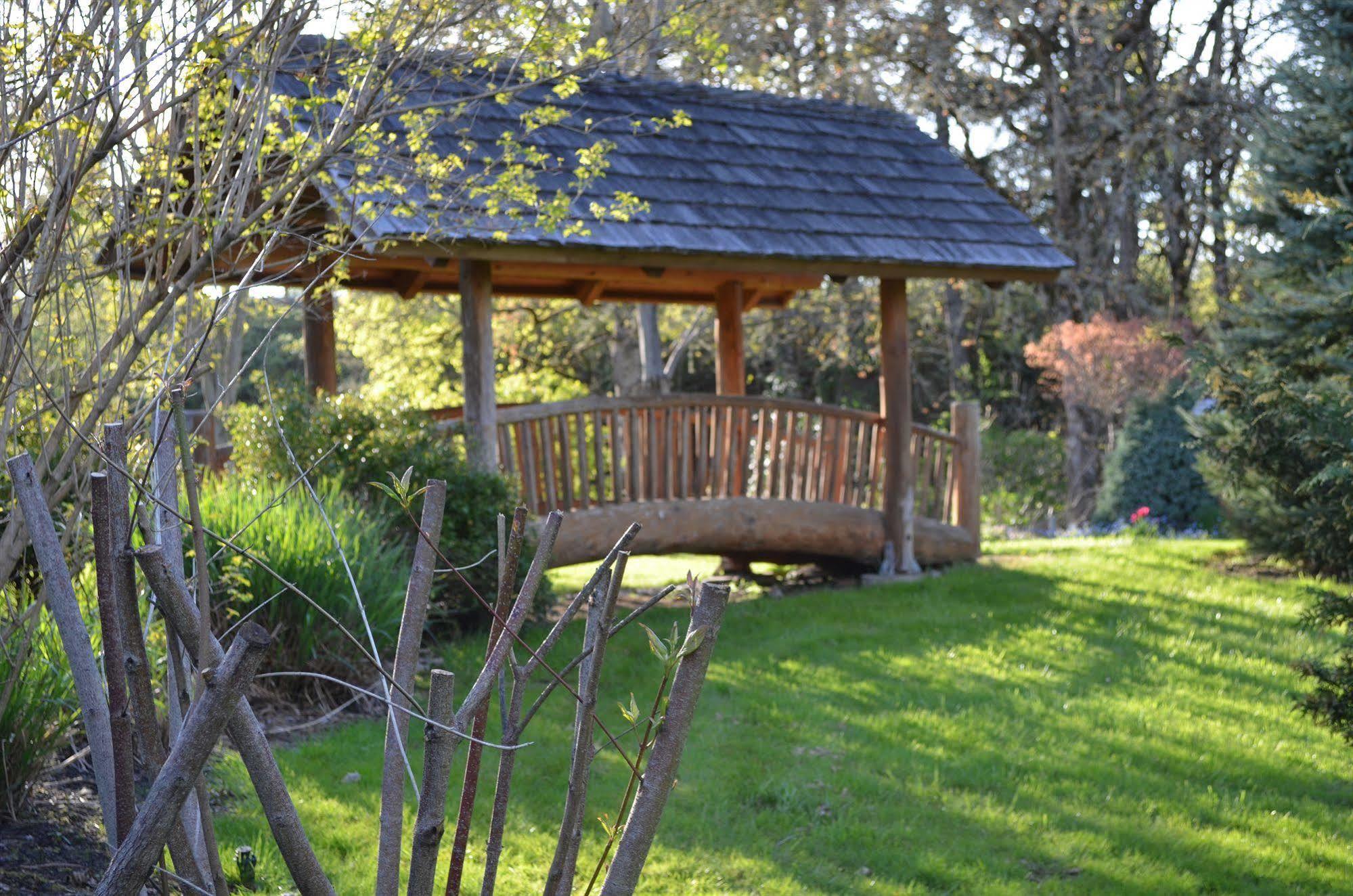 The Village 3*