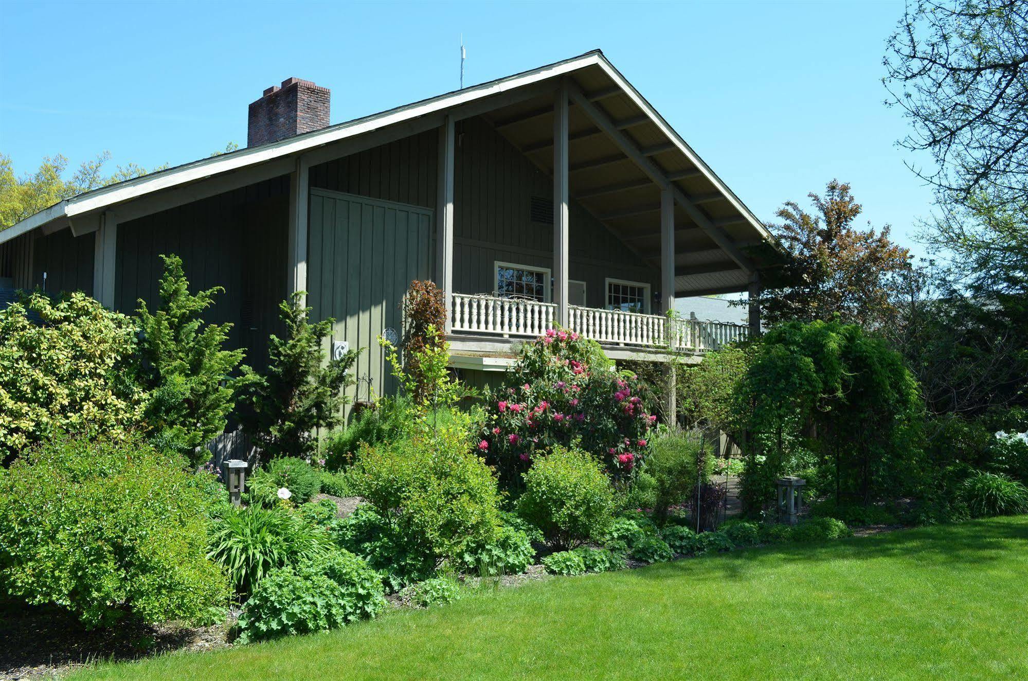 Resort The Village Cottage Grove